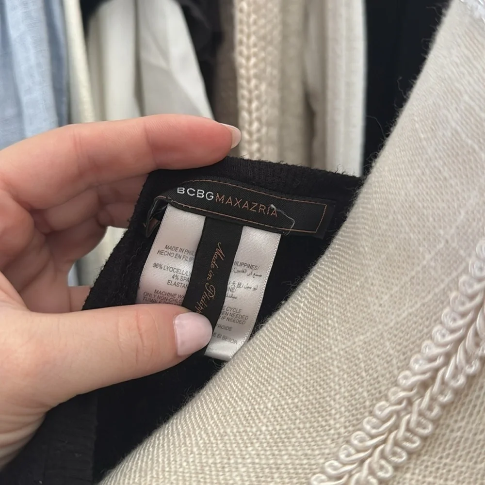 BCBGMAXAZRIA RIBBED TEE - Picture 6 of 7